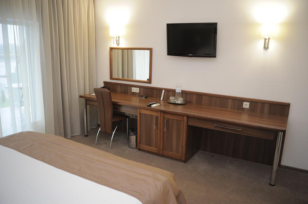 Hotel Porto Riva Zaporizhia Habitación foto