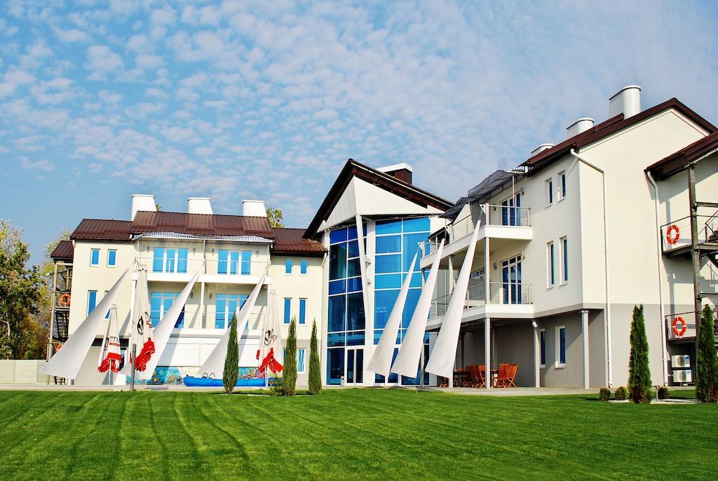 Hotel Porto Riva Zaporizhia Exterior foto